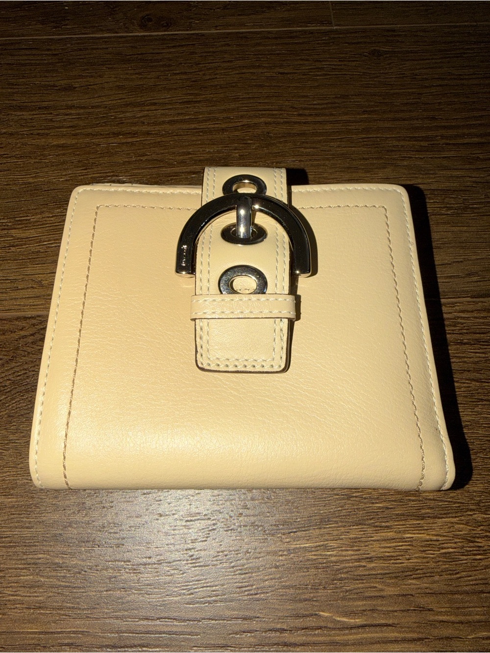 Vintage Coach SoHo Wallet Cream Tan Leather Silver buckle NEW deadstock - Picture 3 of 12